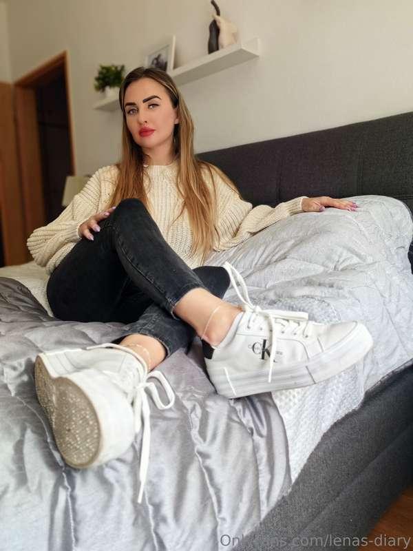 Do you like sport shoes?