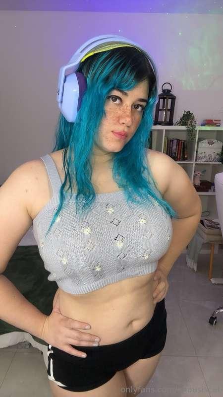 Tengo nuevo contenido en el azul con F 💕
