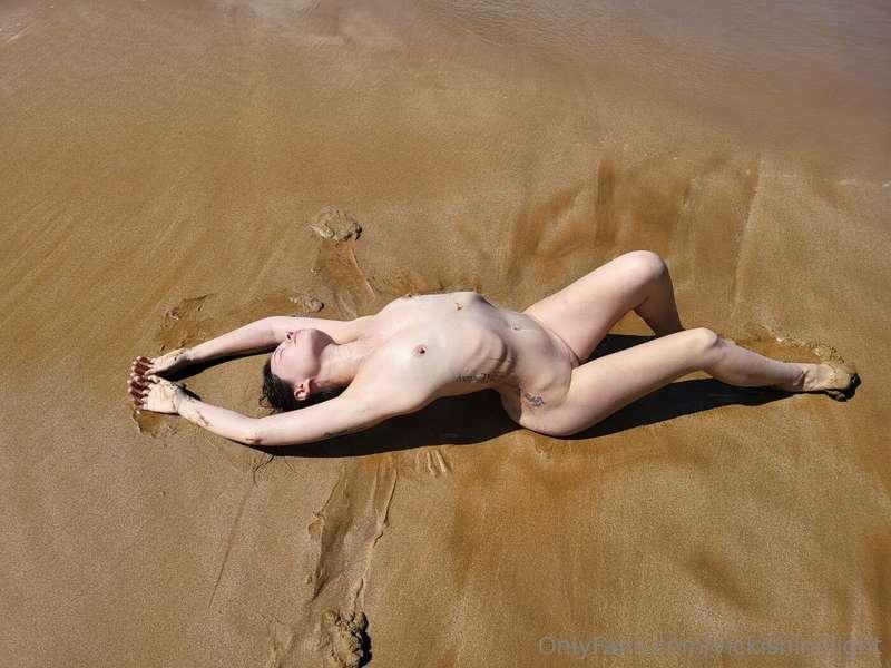 Scroll to see this wave surprise me during my nude beach pho..