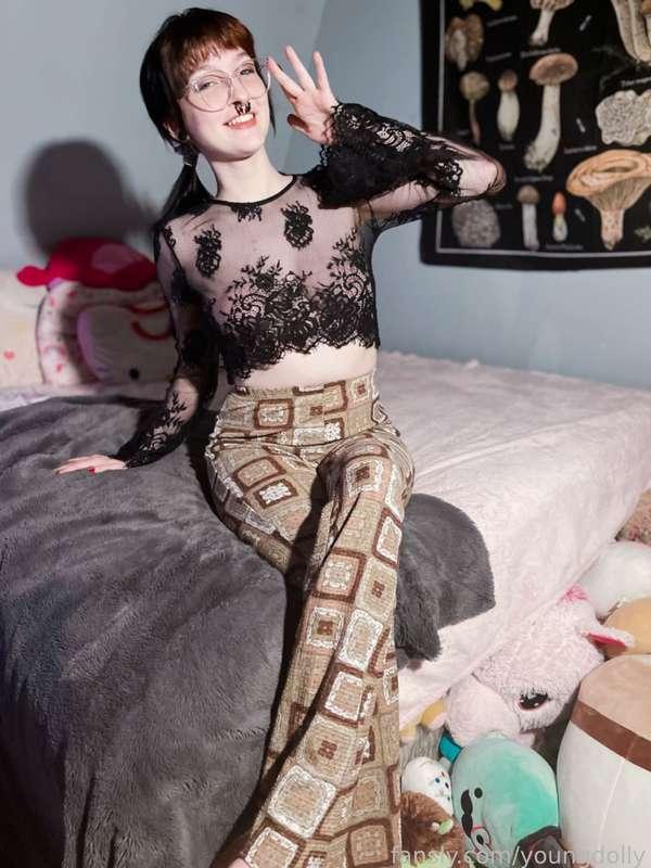 youngdolly image #0