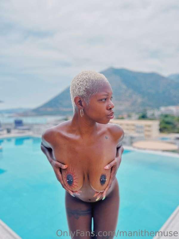 manithemuse image #1