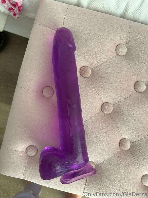 I’m selling this toy that’s been up my ass sooooo many times..