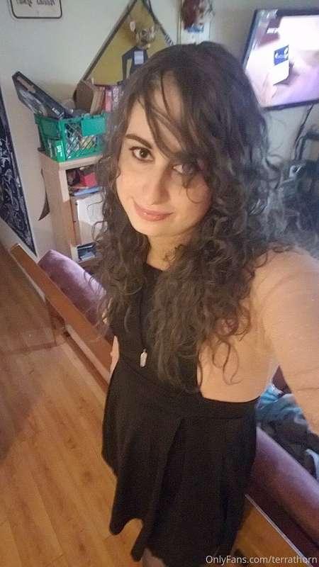 Was feeling cute. A little bit silly, a little bit lewd :3