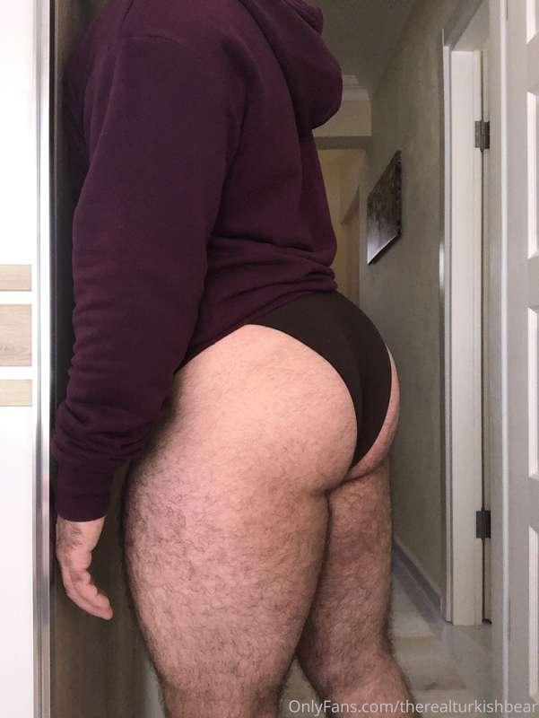 My milkshake brings all the boys to the yard... 🏃🏻‍♂️🏃🏻‍♂️