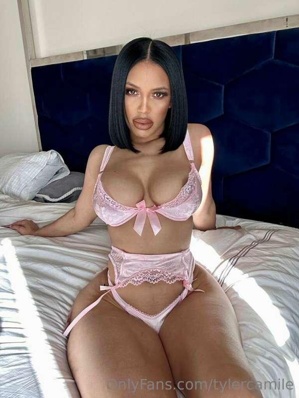 Can I bounce on your dick? 💋