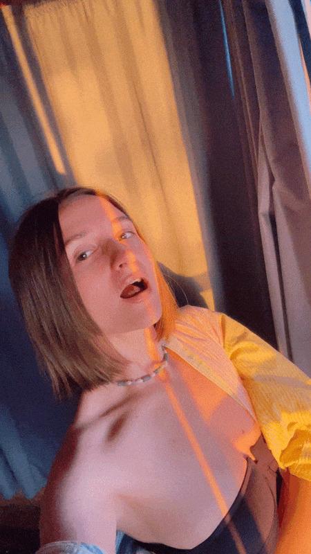 klara_si_ image #0