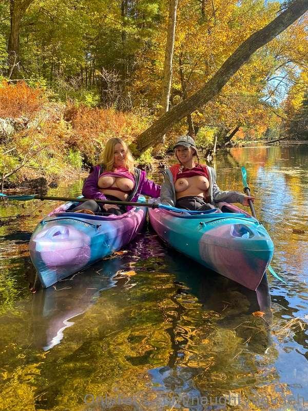 Paddles Up! Great day with my sexy gal pal @miamisthename