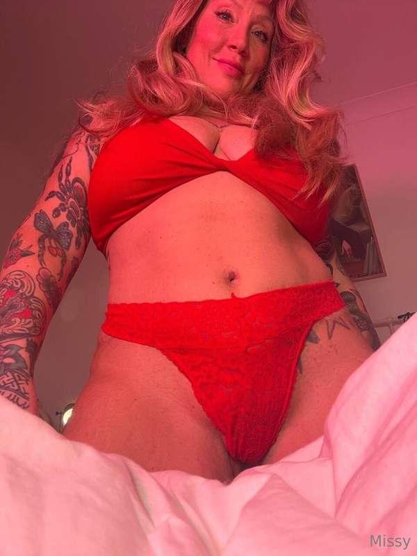 Only $3 to binge my most unholy moments 😈💦@MISSHAWTHORNVIP 