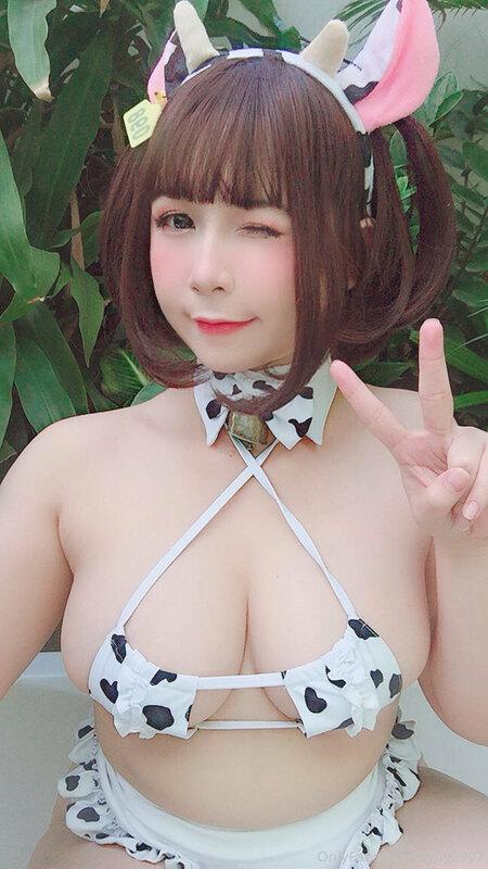 Moo~~~~I'm a cow, moo~~~~ I'm a cow
I'm not a cat, I don't s..