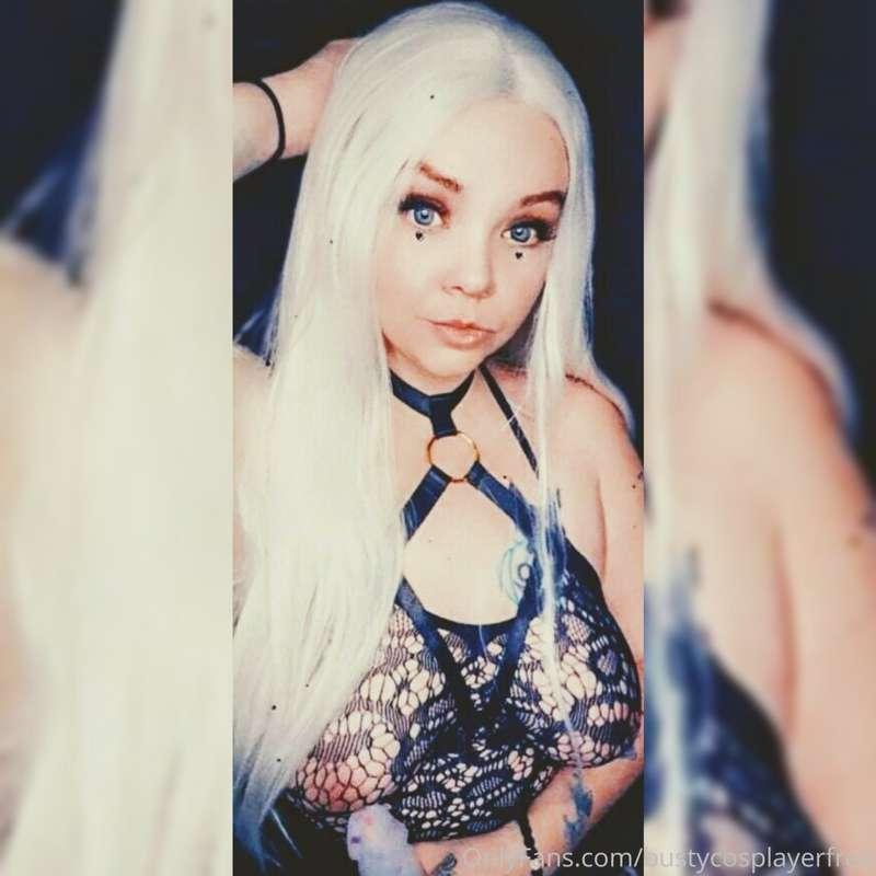 This beautiful woman I have followed on tiktok for a loooong..