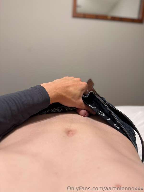 aaronlennoxxx image #0