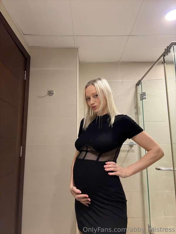 Your pregnant mommy needs devoted fans to spoil her through ..