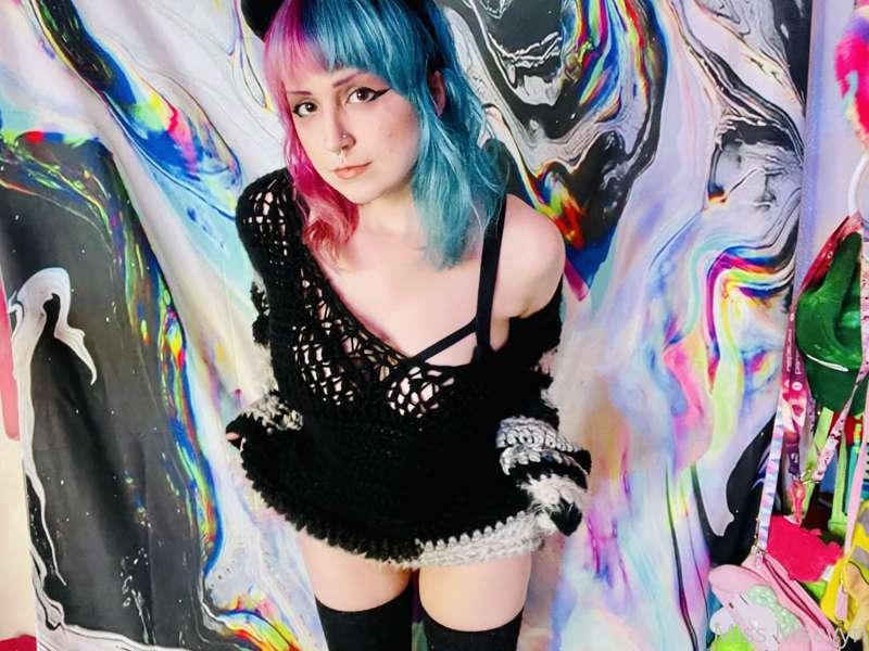 Time for live cam not here, be sure to check my Twitter @mis..