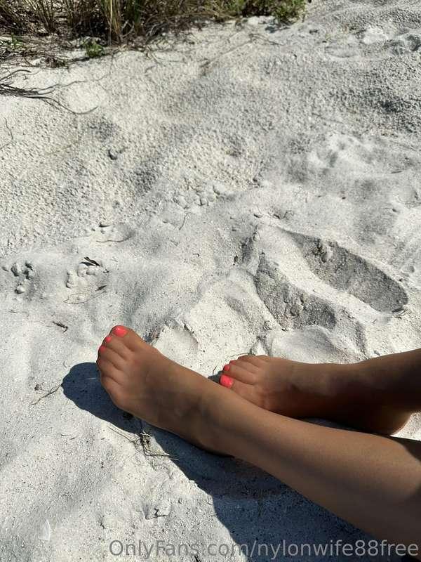 nylonsandfeet image #29
