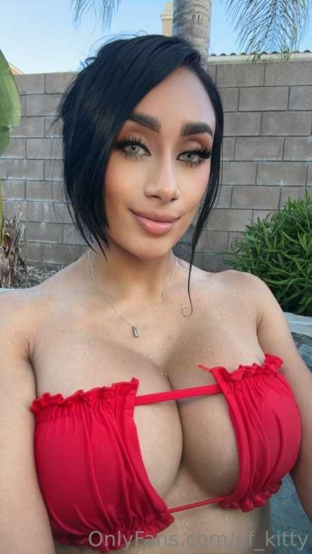 Find me here all summer long 😘