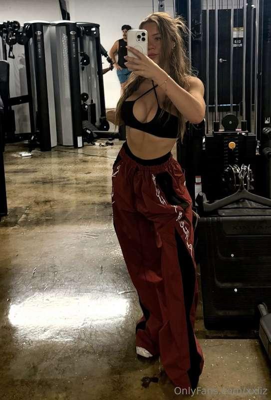 Comfy but make it sexy 😉