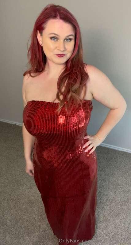 Watch me dress up like Jessica rabbit and then get a facial ..