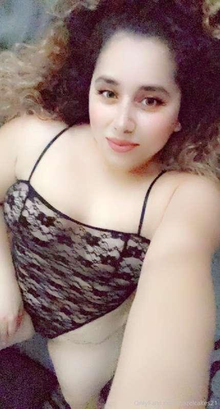 Come put it in my mouth 👄 tip to see this pretty face fucked..