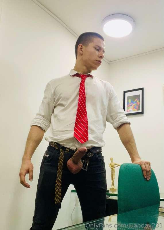 Si soy rebelde 🫦👔