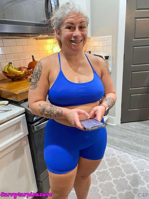 Who's down to do a Sunday morning workout with me?