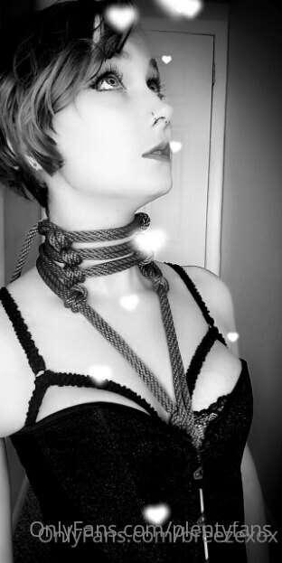 Love a lil tease? Check me out
You will love me if you like
..