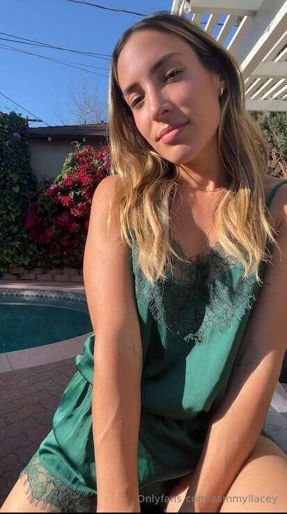 🌸