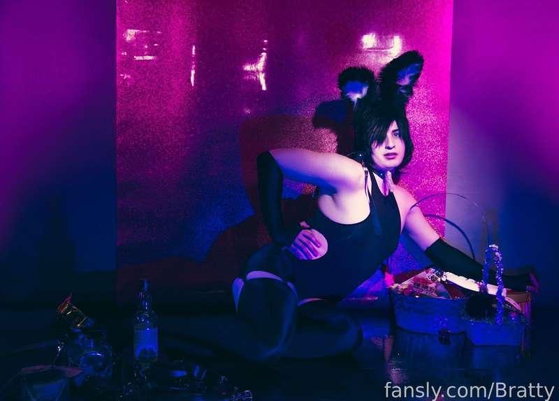 brattysuccuboi image #2