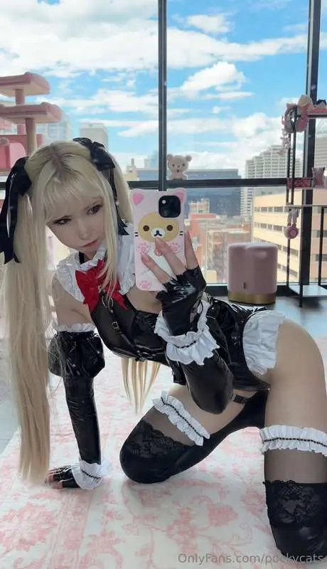 i like being on my knees :3 