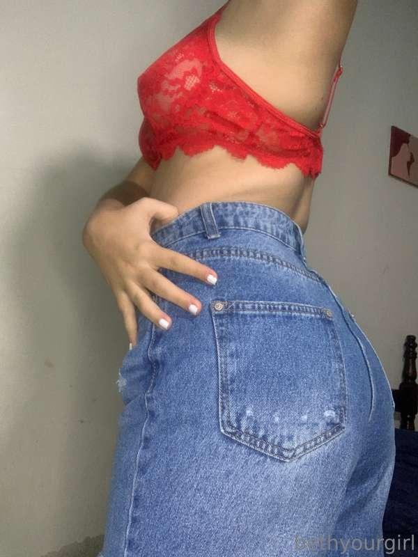 Do you like the way these jeans look on me? Tip me 5 to see ..