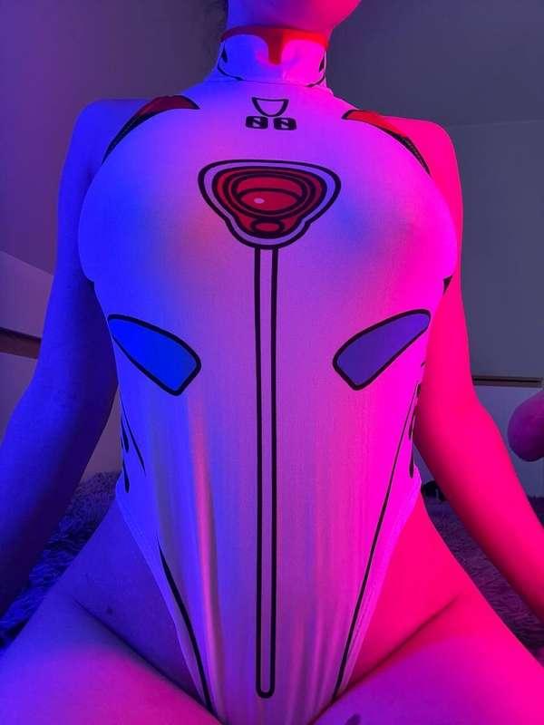 I love anything tight. ❤️‍🔥. Do you? 😈