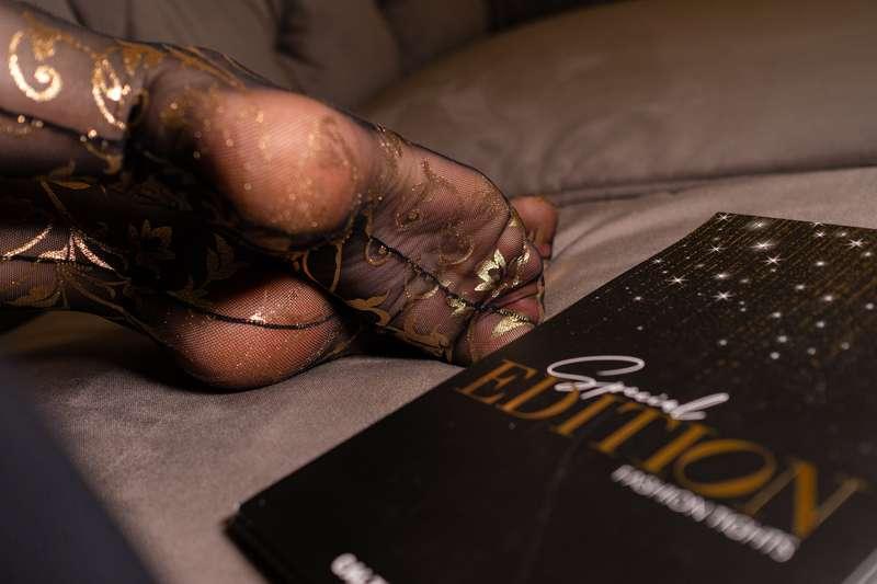 I love Special Editions from Calzedonia 😍 TIP 4 USD under th..