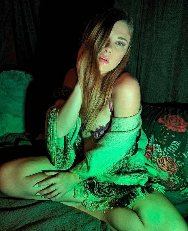 💚 New set will be dropping tomorrow 💚