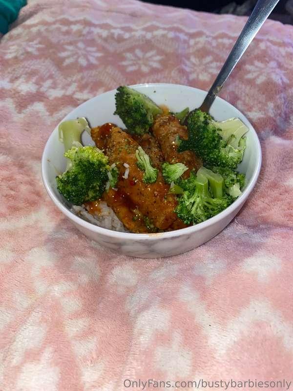 What did you have for dinner 🥰something nice? 😊