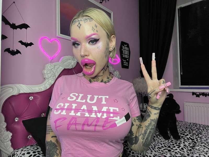No slut shame, just slut fame😍