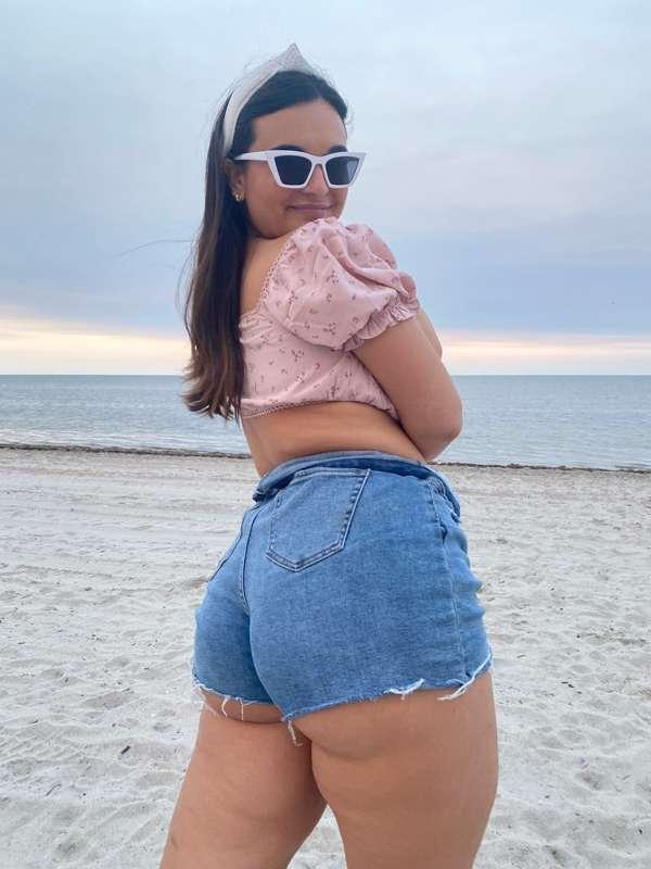 Beachy girl 💘