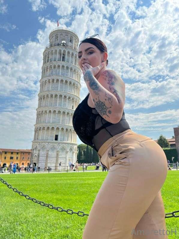 I was trying to get Pisa tower between my boobs🤭