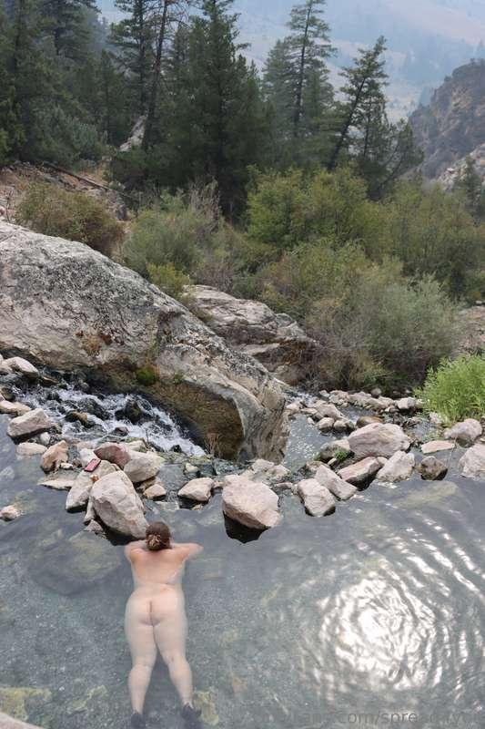 If there is hot water, nature and no families, I am going to..