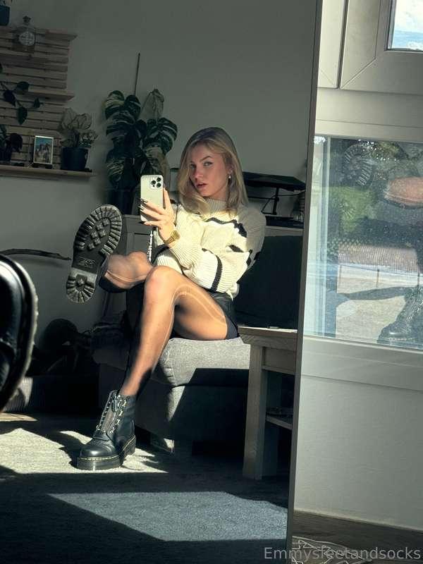 emmyfeetandsocks image #3