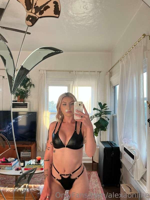 New vid and pics coming soon! ☺️