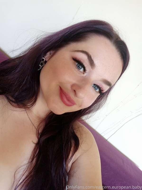 Just pretending to be all innocent whilst sitting completely..