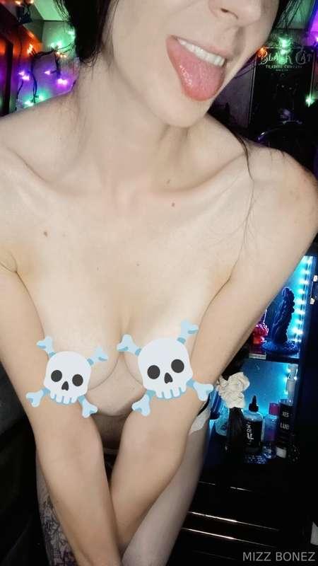 Here's a fun hand job B/G teaser video! 