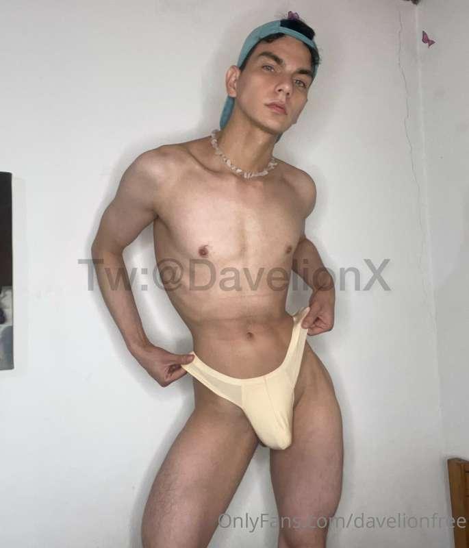 Follow me on Onlyfans.com/DavelionX