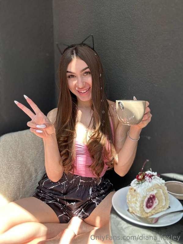 I have an incredible sweet tooth 🧁 I always have something i..