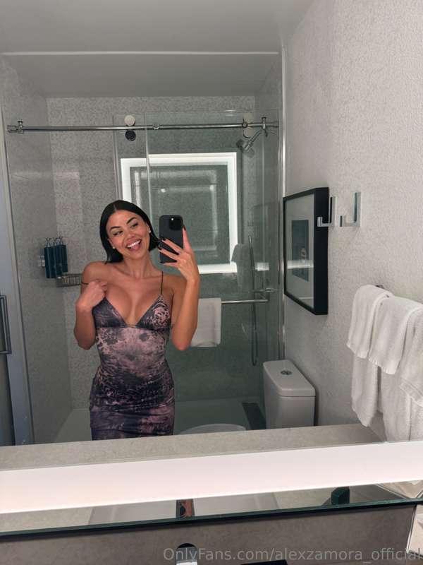 alexzamora_official image #0