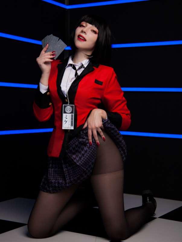 Wanna play with Yumeko?