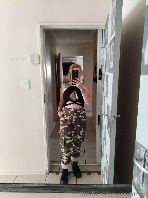 Wanted to share my outfit I wore today, what would you rate ..