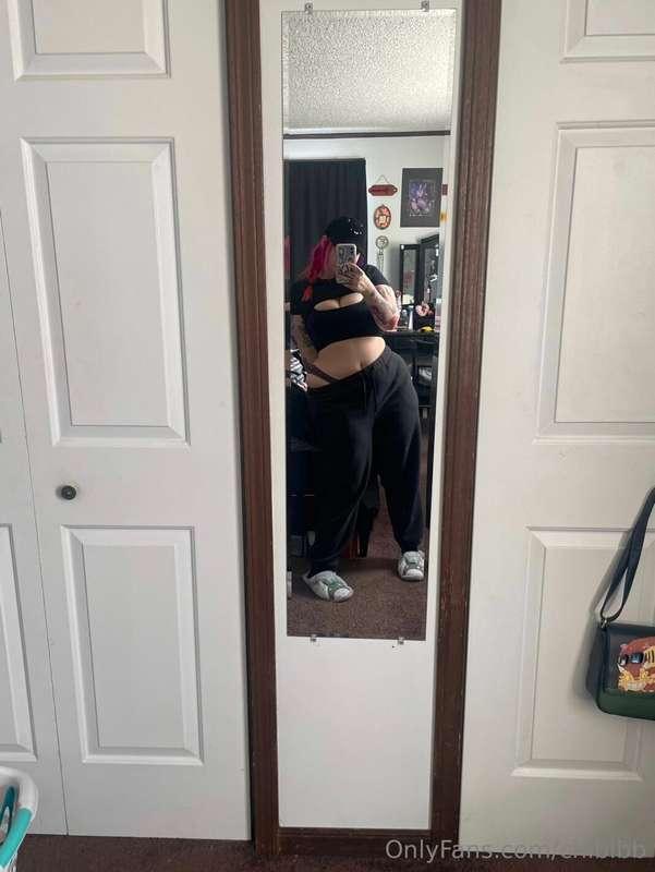I just got back from the gym. Rub me?