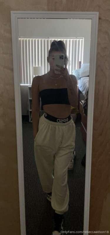 🎁 let me spoil you baby ❤️ tip me $10 for my favorite surpri..