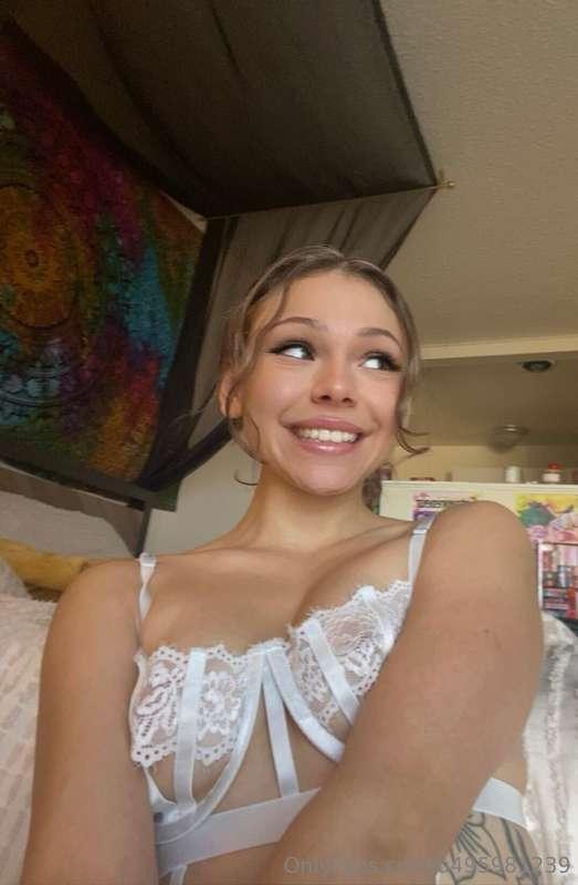 still pretending you’re not curious🤭