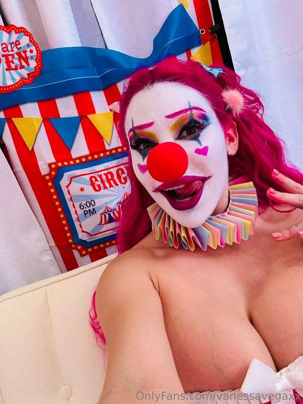 Step right up to the freakiest show on earth! 🤡🔥 Tattooed te..